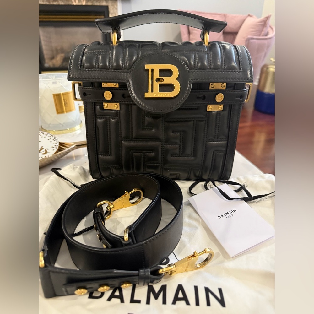 Balmain
B-Buzz 23 leather bag Black and Gold Quilted Shoulder Bag